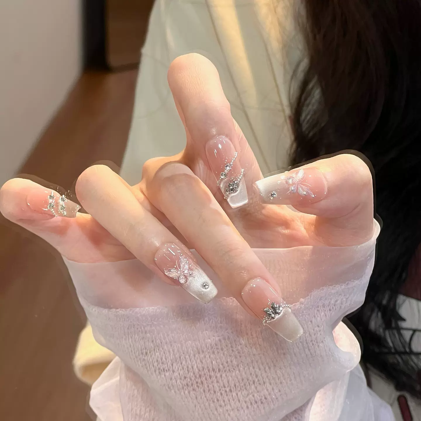植兔蝴蝶仙子穿戴甲美甲手透感猫眼中长裸色新娘高级感可拆卸甲片