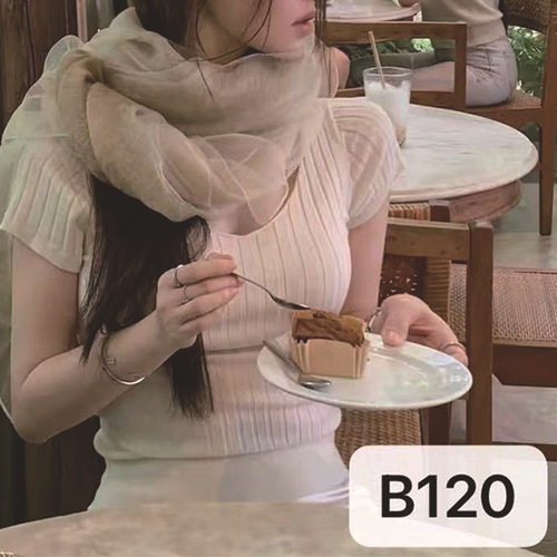 Pure desire hottie V-neck short-sleeved sweater women's 2026 summer slim-fitting and slim-fitting fashionable all-matching short top