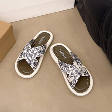 �ļ��¿��Ї��Lƽ�׸߼��н��控Ů��Ь��ȹ�ӕr�аٴ�ɳ��һ����