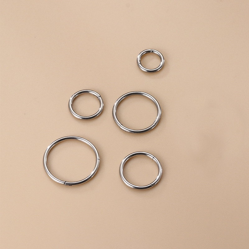 Circle Pattern 1 Piece Nose Rings & Studs Fashion Circle Pure Titanium Plating Nose Pin
