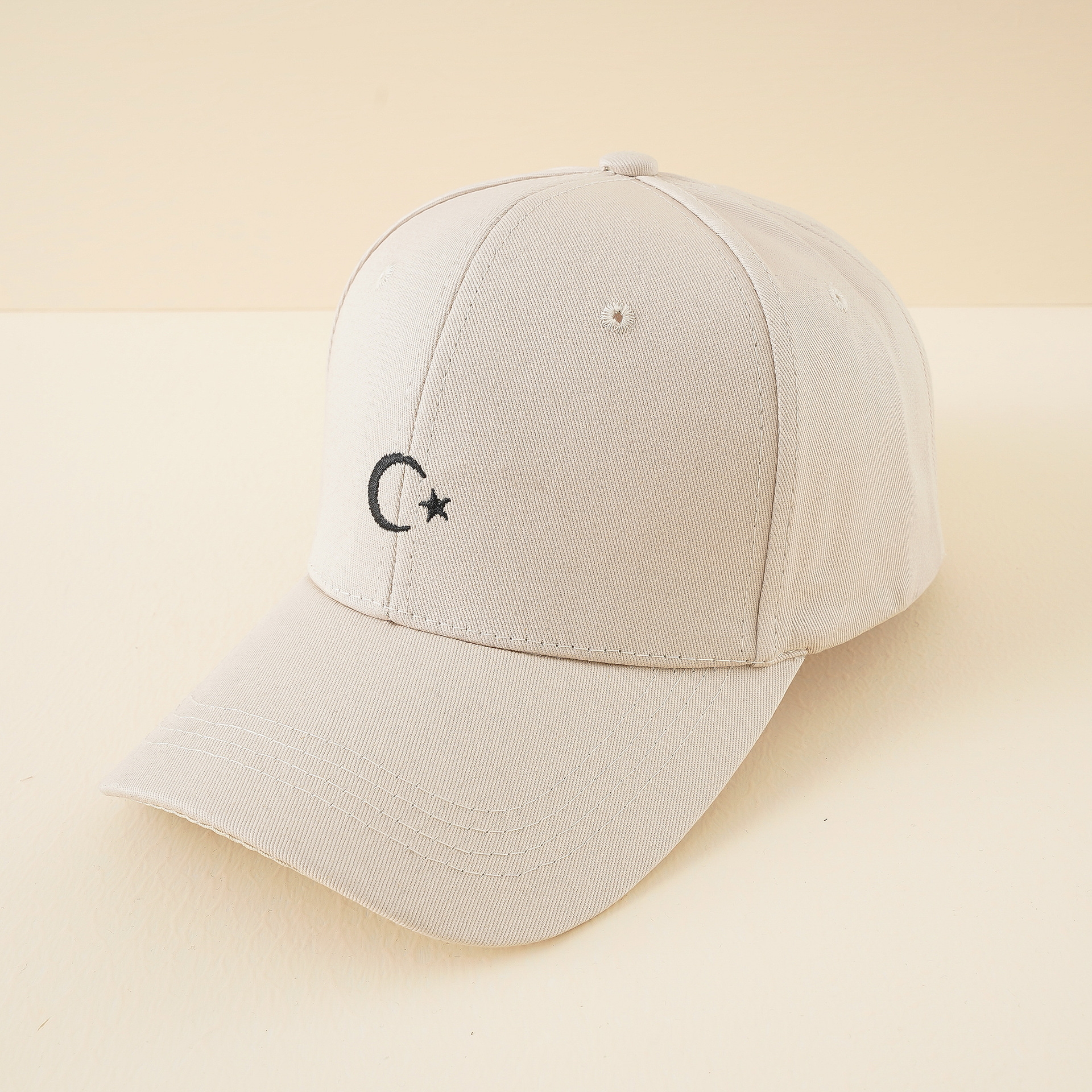 Sombrero de Sol de protección solar superior suave gorra de verano para hombres Corea del Sur nuevo estilo ins bordado carta gorra de béisbol para mujeres