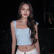 Solid color pleated cropped vest�Ը����ü�ɫ�ް��̿�¶Ě����