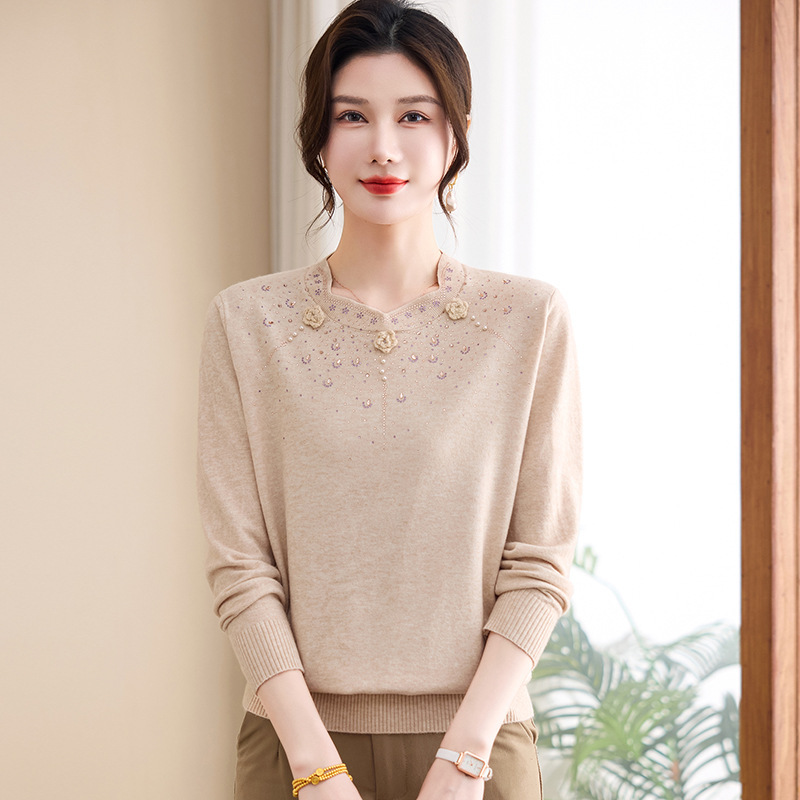2026 New Spring Knit Sweater for Mothers, 50-Year-Old Middle-Aged Women's Spring and Autumn Round-Neck Thin Sweater