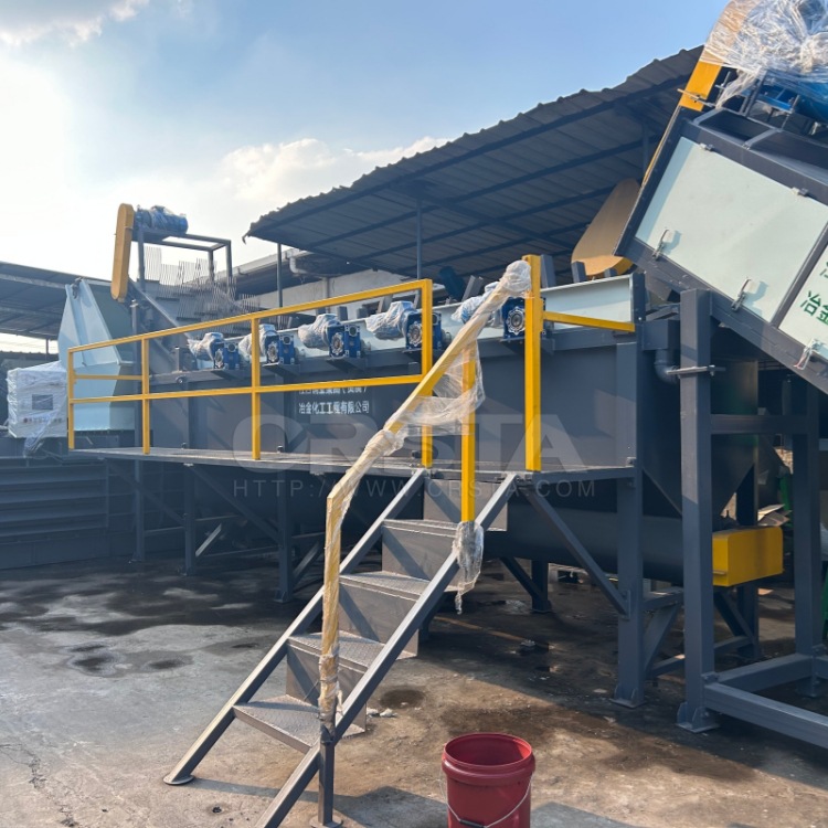 东南亚废旧蘑菇地膜清洗粉碎机 PE薄膜清洗处理造粒水洗线
