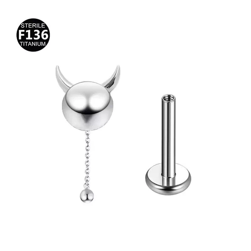 Metal small lip piercing heart-shaped