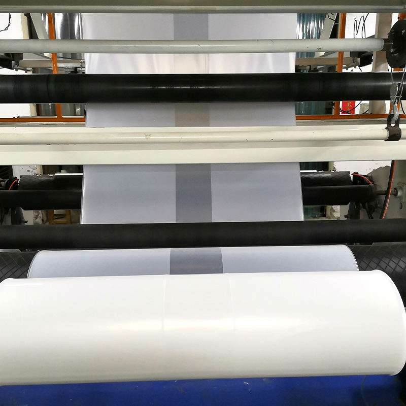 Fábrica al por mayor PE estiramiento frío encogimiento táctil industrial envoltura película transparente auto-adhesivo gran rollo PE frío encogimiento táctil