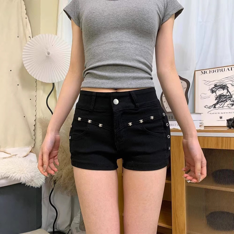 Black Ultra-Short Jeans 2026 New Style Denim Shorts for Women, Summer Low-Waist, Hip-Lifting, Slim-Fit, Slimming Shorts for Women, Suitable for Wearing Outside in Summer