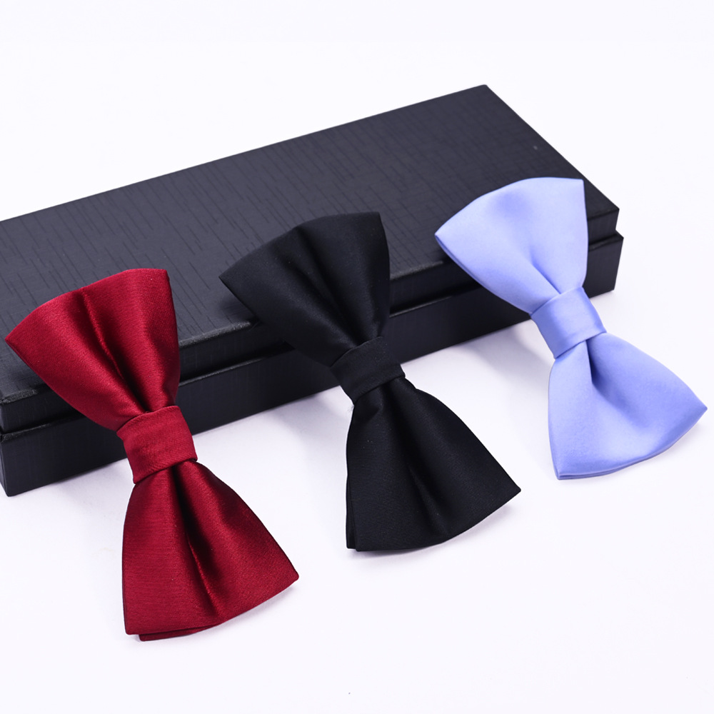 Men's solid color bow tie for leisure