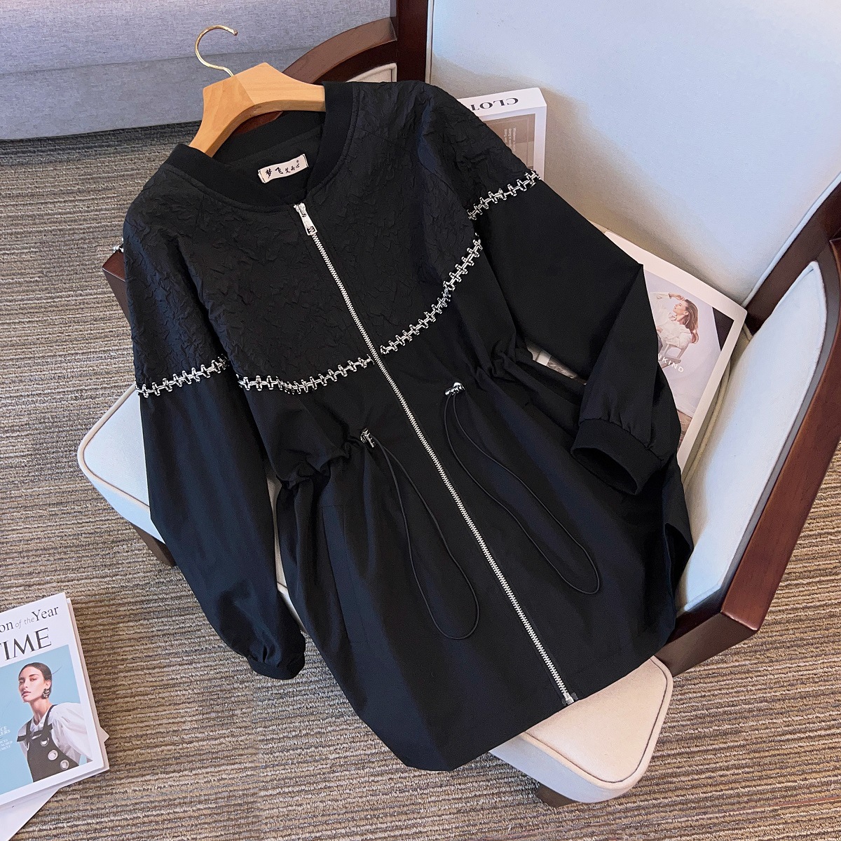 300 catties large size women's bust 150 fat mm plus fat plus size autumn new loose short windbreaker jacket 3265