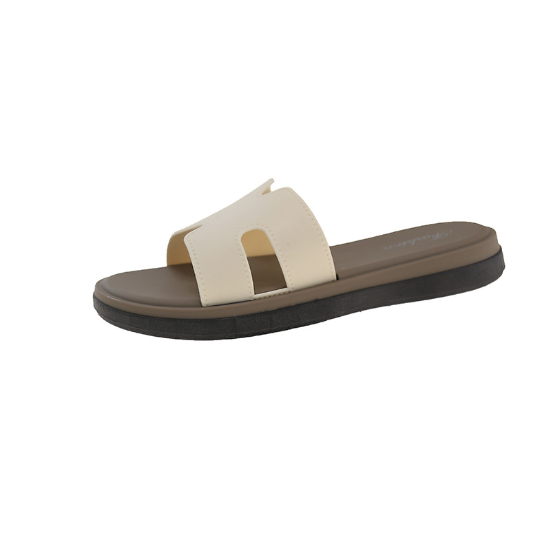 Zapatillas de fondo plano para mujeres 2025, verano nuevo estilo de alta sensación de fondo suave retro de playa hermosa una palabra zapatillas pequeñas