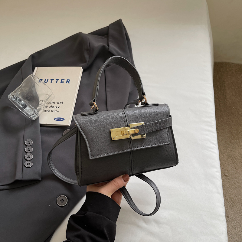 Exquisite Trapezoidal Shoulder Bag For Women, High-end Handbag_voghion.com