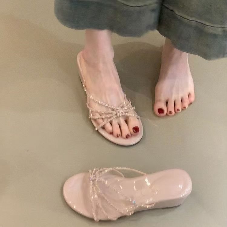Stunning shiny diamond soft-soled height-increasing slip-on sandals for women, 2026 new model, sexy open-toe fairy-style sandals Stunning shiny diamond soft-soled height-increasing slip-on sandals for women, 2026 new model, sexy open-toe fairy-style sandals
