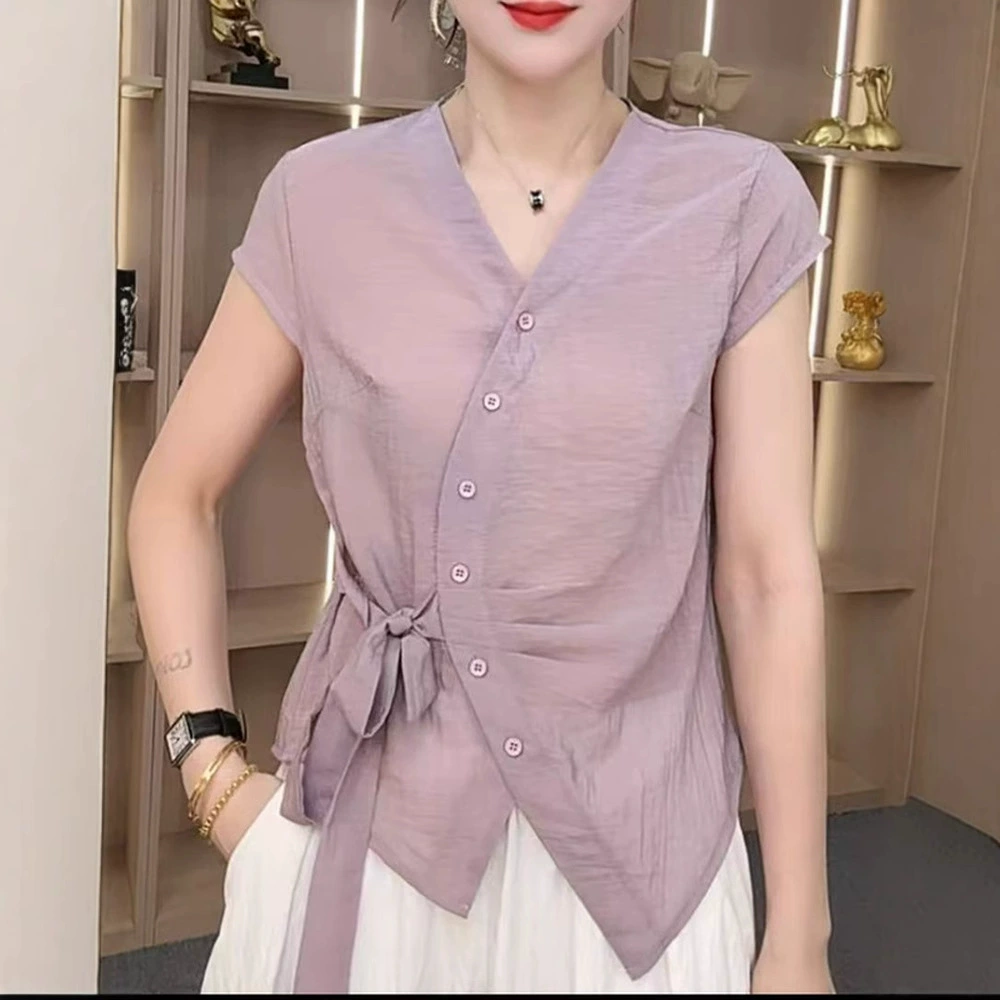 Летняя новая стильная одежда для мам, топы с короткими рукавами и v-образным вырезом на шнуровке, стильные однотонные повседневные тонкие легкие рубашки, уменьшающие возраст.