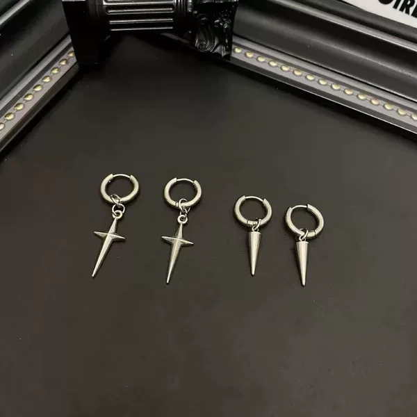 Four-Pointed Star Hoop Earrings, Cool Style, Niche Design, Fashionable and Versatile Cross Earrings, High-End Daily Hip-Hop