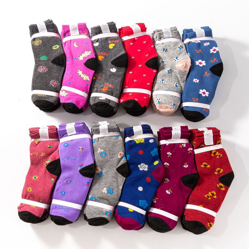 Socks stall middle-aged and elderly casual mid-calf cotton socks old lady socks thickened double cotton yarn women's socks factory wholesale