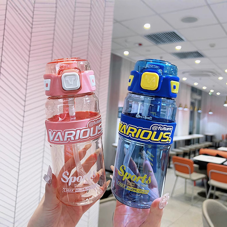 Yitong taza de agua portátil al aire libre nueva paja de plástico de dibujos animados de gran capacidad 950ml hervidor de plástico deportivo al aire libre