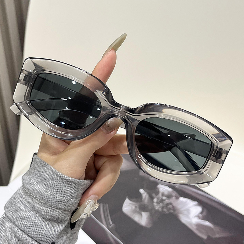 Small Frame New European and American Sunglasses for Men, Fashionable Retro Women's Sunglasses, Sun Protection Glasses, Light Luxury, Anti-Uv, Lightweight Small Frame New European and American Sunglasses for Men, Fashionable Retro Women's Sunglasses, Sun Protection Glasses, Light Luxury, Anti-Uv, Lightweight