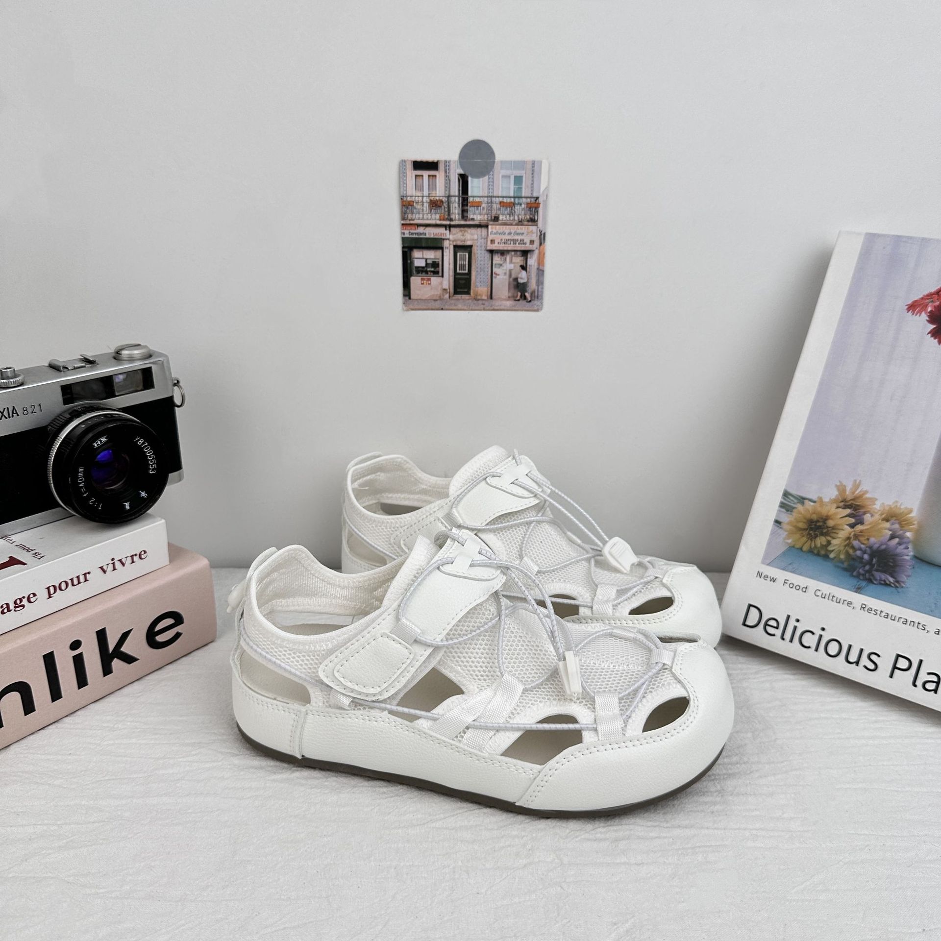 Yuanbo zapatos blancos zapatos de skate para mujeres 2025 nuevas sandalias deportivas de verano delgadas sandalias deportivas zapatos casuales