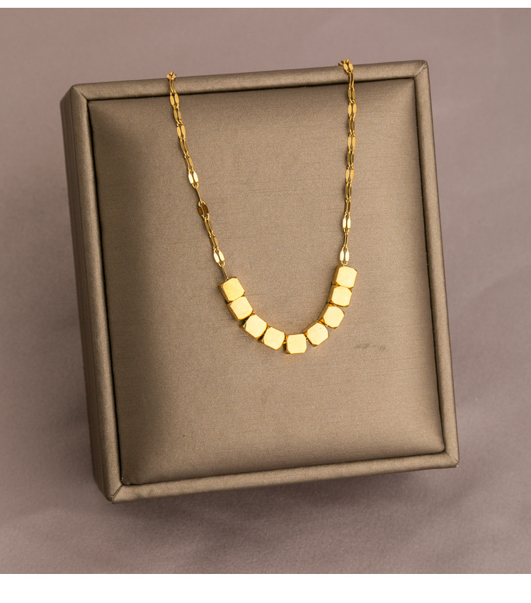 Fashion Geometric Titanium Steel Metal Necklace 1 Piece