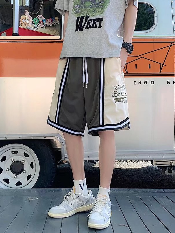 Pantalones cortos casuales de verano simples para hombres ins marca de moda color sólido contraste moda suelta pierna recta pantalones deportivos de cinco puntos