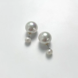 项链;耳环;耳钉