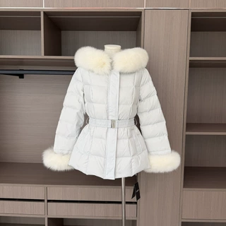 新国标定制款羽绒服狐狸毛短款服女款冬季时尚收腰保暖外套