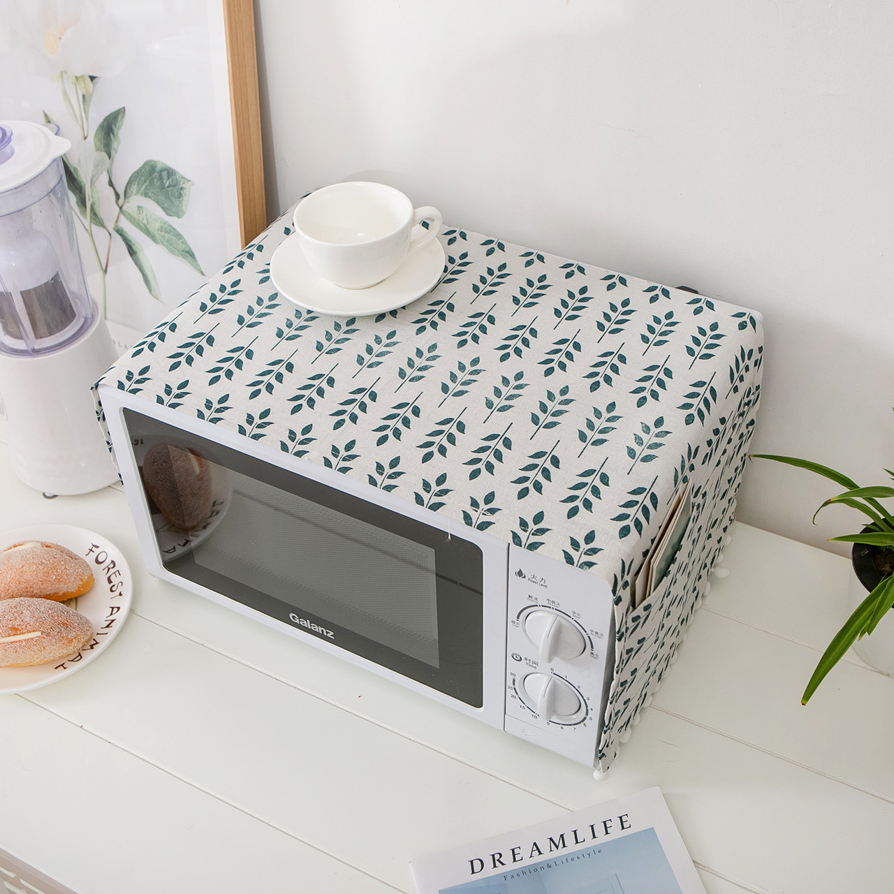 9524984008_852772111