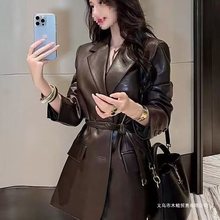 皮衣外套2025秋季新款休闲复古气质收腰系带中长款西装领皮衣时尚
