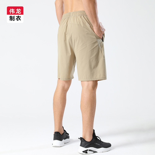 Men's sporty elastic shorts with ice silk cool sensation, thin 5-inch pants, summer new fashion loose running beach pants