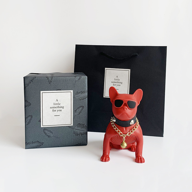 Bulldog subwoofer todo el cuerpo sonido de perro adornos de automóvil cabeza de perro altavoz bluetooth novio explosión de cumpleaños