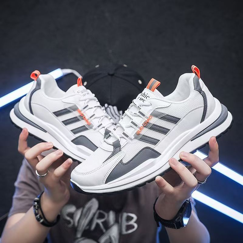 Zapatos deportivos de color rojo de moda de suela gruesa ligera al aire libre zapatos de corrida de malla al por mayor