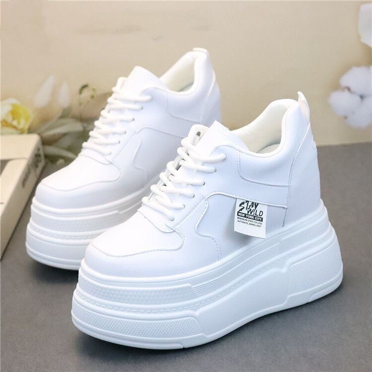 2025 Versatile Soft-Soled New White Shoes, Wear-Resistant Thick-Soled Sneakers, Inner Height-Increasing Women's Shoes, Slimming Shoes for Small People