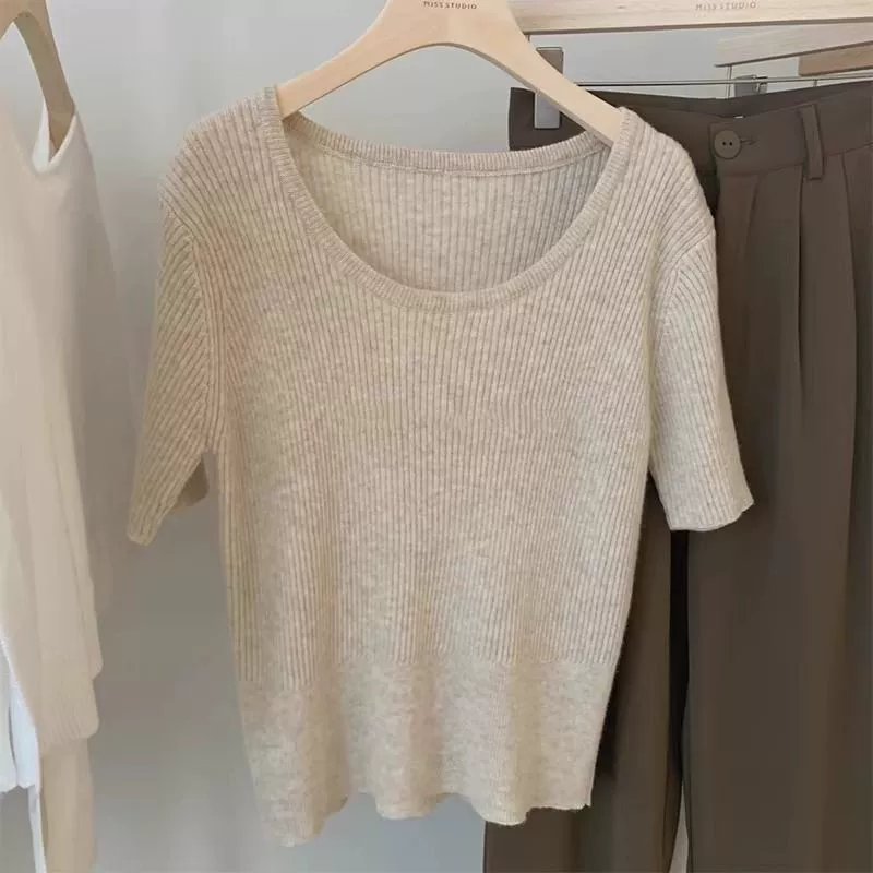 Knitted summer thin sweater, T-shirt, fitted, round collar, with short sleeve