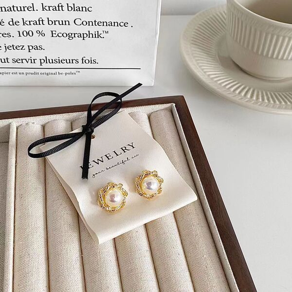 Elite earrings
