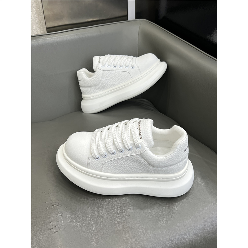 J Men's Shoes 2025 Autum New Color-Blocked Leather Large-Toe Dad Shoes Korean Style Lightweight Thick-Soled Sports and Casual Shoes J Men's Shoes 2025 Autum New Color-Blocked Leather Large-Toe Dad Shoes Korean Style Lightweight Thick-Soled Sports and Casual Shoes