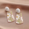 European and American new products, creative abstract graffiti small daisy flower illustration printing board earrings earrings acrylic jewelry