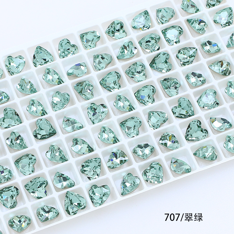 Dongzhou Crystal 6.5MM diamante de vidrio de fondo puntiagudo en forma de corazón de melocotón diamante de forma especial con fondo chapado en plata real