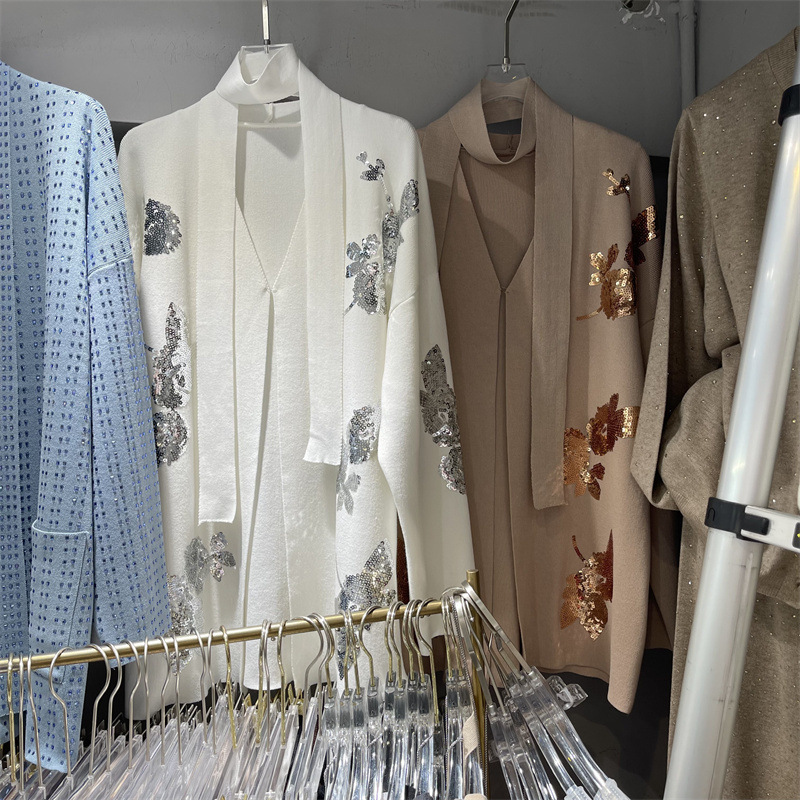 Heavy Sequin Stereo Embroidered Mid-Length Long-Sleeved Knitted Cardigan for Women Autum New Fashion Flower Sweater Jacket Heavy Sequin Stereo Embroidered Mid-Length Long-Sleeved Knitted Cardigan for Women Autum New Fashion Flower Sweater Jacket