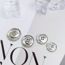 新款金属钮扣女装时尚四眼凹面螺旋玫瑰纹精美小香风欧美纽扣饰品