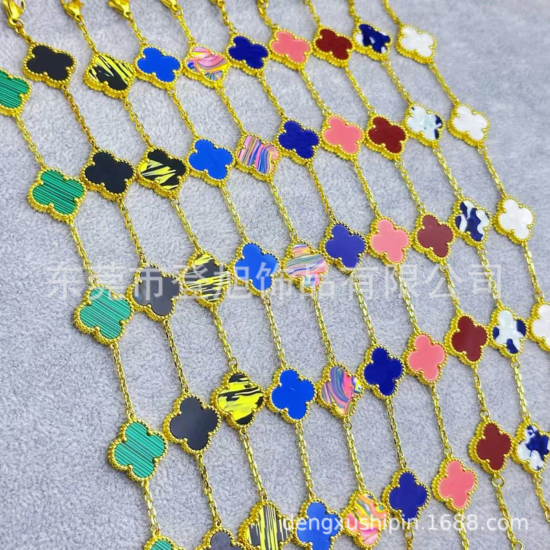 Popular 15mm Four-Leaf Clover Bracelet with Side Grooves, High-End Luxury Double-Sided Mother-Of-Pearl 18K Gold Women's Jewelry Gift Factory Popular 15mm Four-Leaf Clover Bracelet with Side Grooves, High-End Luxury Double-Sided Mother-Of-Pearl 18K Gold Women's Jewelry Gift Factory