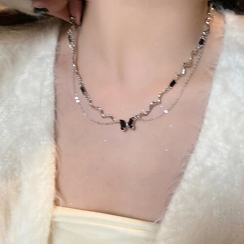 Wave Pattern Irregular Butterfly Necklace Women's Light Luxury Niche Clavicle Chain Design High-end Personality Necklace