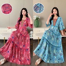 民族风连衣裙 2024新款云南三亚新疆泰国旅游人棉女士印花连衣裙