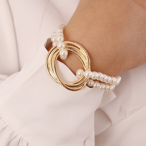 European and American cross-border jewelry retro pearl portrait disc geometric metal necklace bracelet set clavicle chain sweater chain