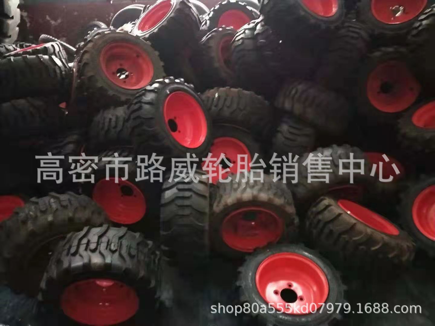 18X8.50-10  人字花纹 工程轮胎