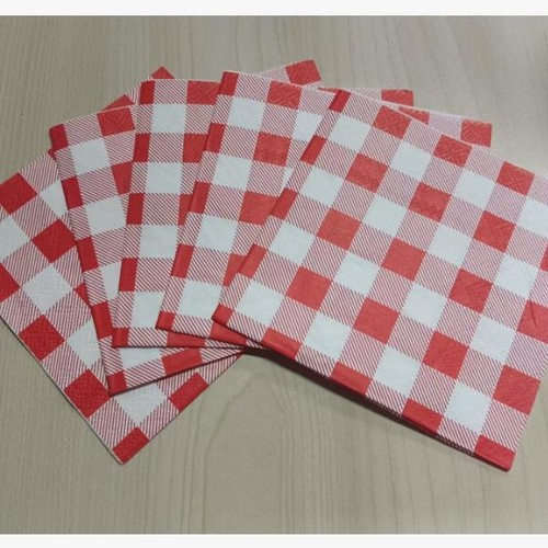 Red checkered napkin party table decoration for holiday and birthday picnic with 25 napkins