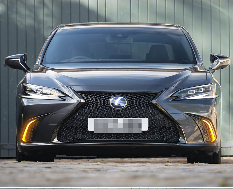 Suitable for 1819202122 Lexus Es200260300350500 Daytime Running Lights Front Bumper Lights Fog Lights