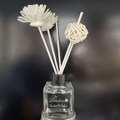 Fireless aromatherapy essential oil hotel car home living room bedroom toilet air fresh perfume rattan aromatherapy 50ml