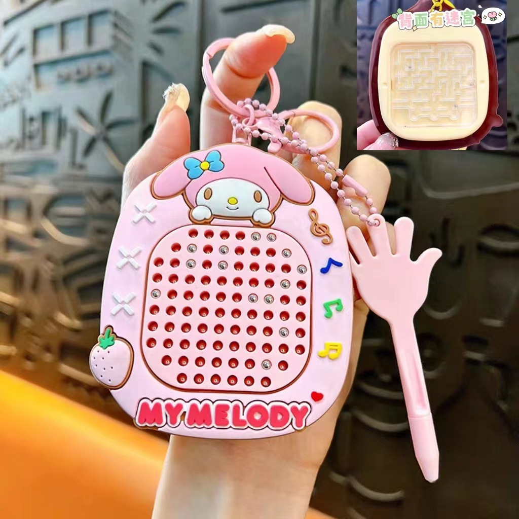 Dibujos animados creativos Sanrio magnético bola de acero tablero de dibujo mochila colgante descompresión tablero de dibujo magnético laberinto juguete al por mayor