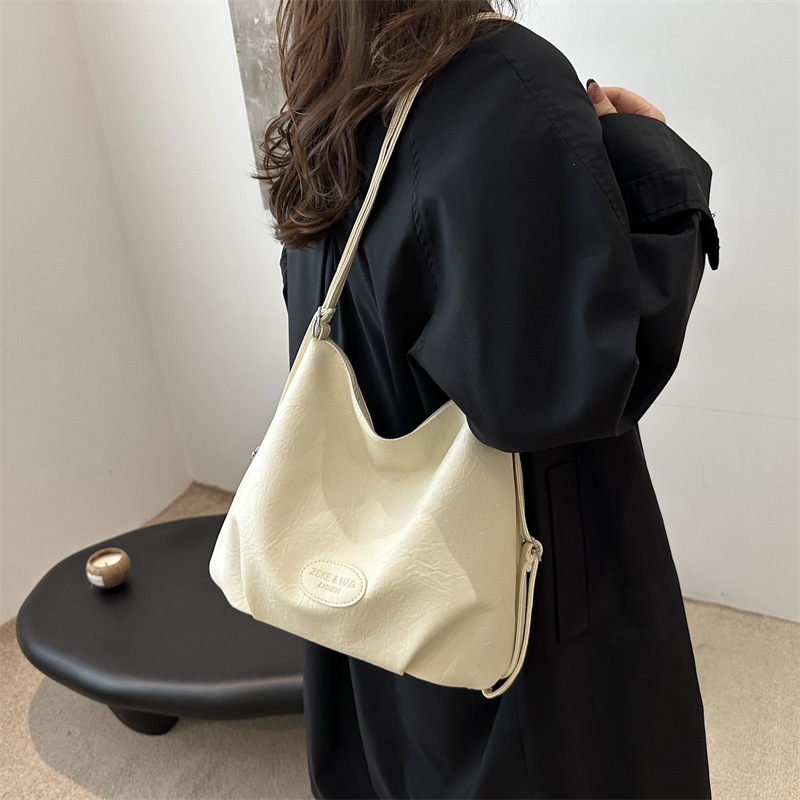 Bolso de alta sensación, bolso de mujer, 2024 nuevo estilo de moda, mochila de viaje de gran capacidad, mochila de moda para salir
