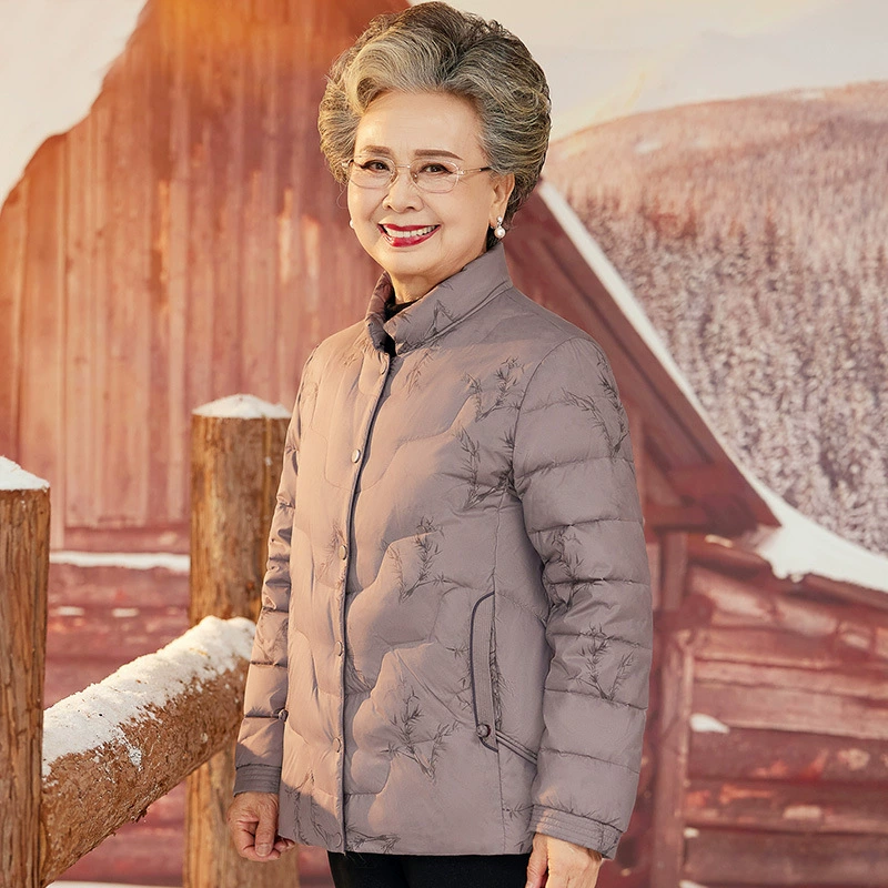 Пожилые люди зимняя женская пуховик бабушка средняя длинная хлопковая одежда утолщение и тепло 60 лет 70 мама хлопчатобумажная куртка